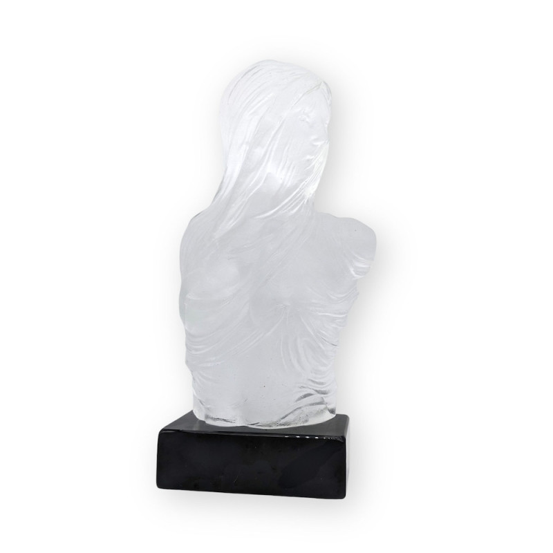 Classic Clear Glass Sculpture