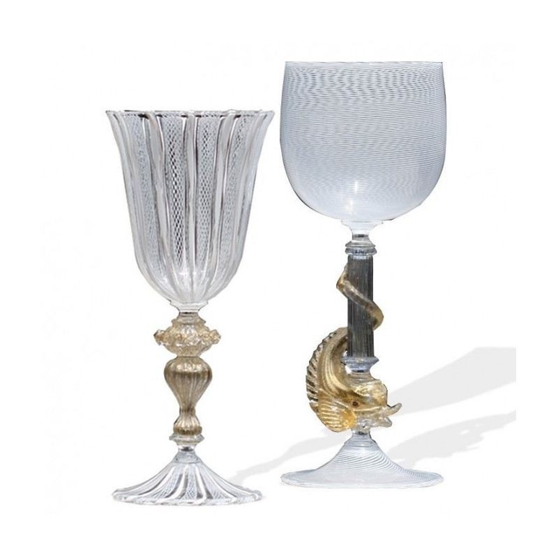 Venezia goblet set in white glass with gold details