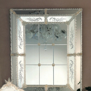 Specchio decorato interamente a mano