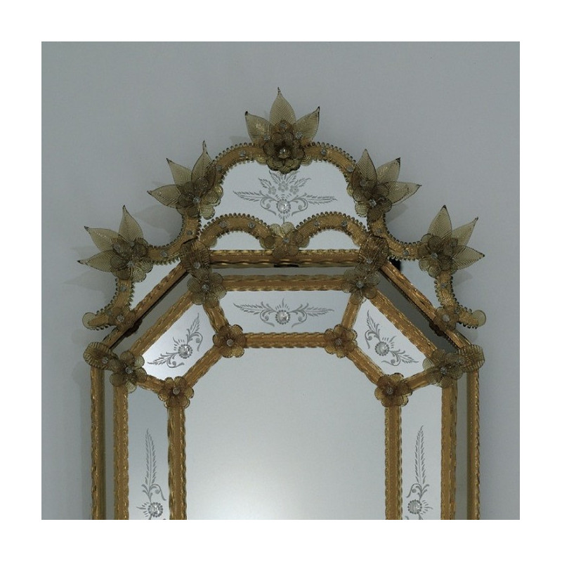 Specchio oro con decorazioni floreali