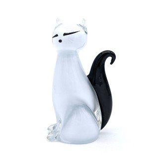 FELES elegant clear cat sculpture