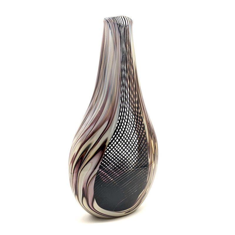 modern-murano-vase-elegant-home-decoration-piece