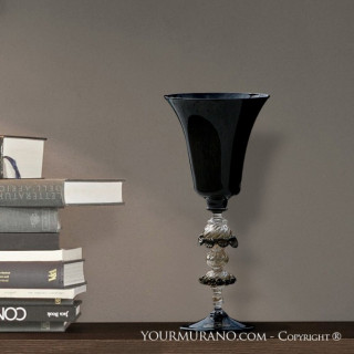 calice elegante di lusso con decorazione oro