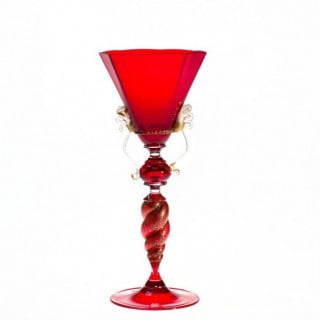 Venice goblet in red glass with gold details