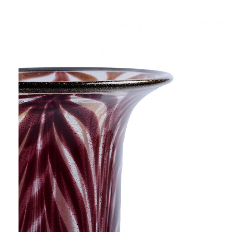vaso stile fenicio foglia oro di design moderno