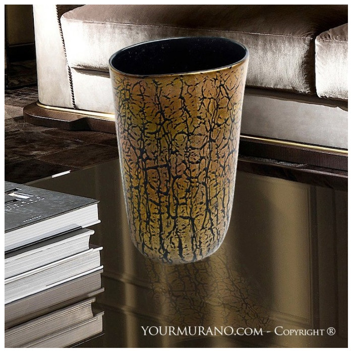 vase elongated modern ornamental black and gold
