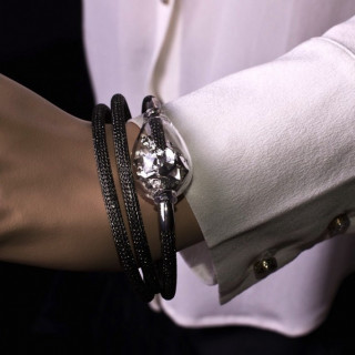 Luxury armlet silver black