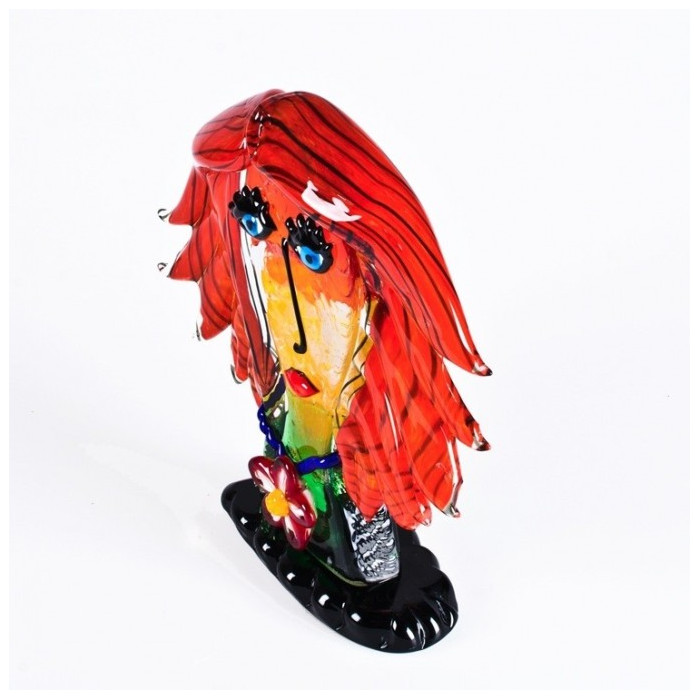 scultura testa di donna moderna multicolore