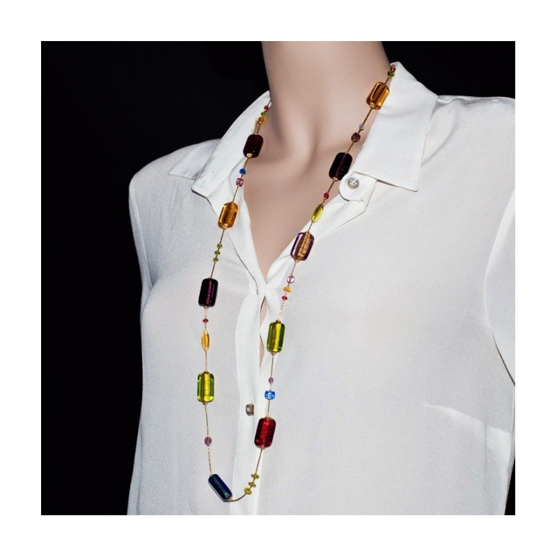Multicolour elongated beads