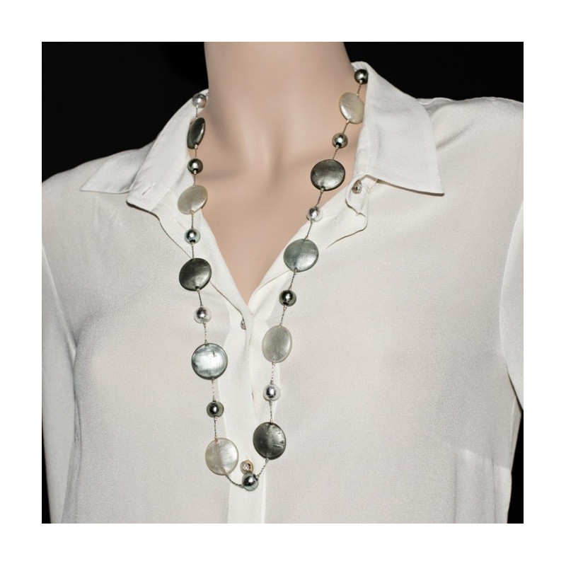 Necklace grey silver beads