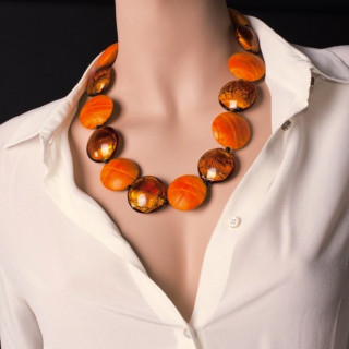 Gold and topaz glass necklace