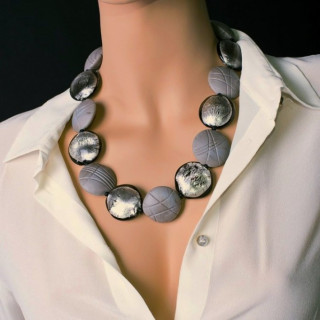 Perle grigio e argento