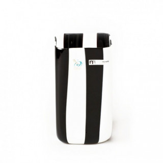 STRISCIA Modern vase with black and white stripes