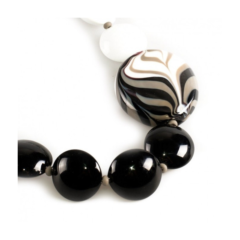Modern black and white necklace