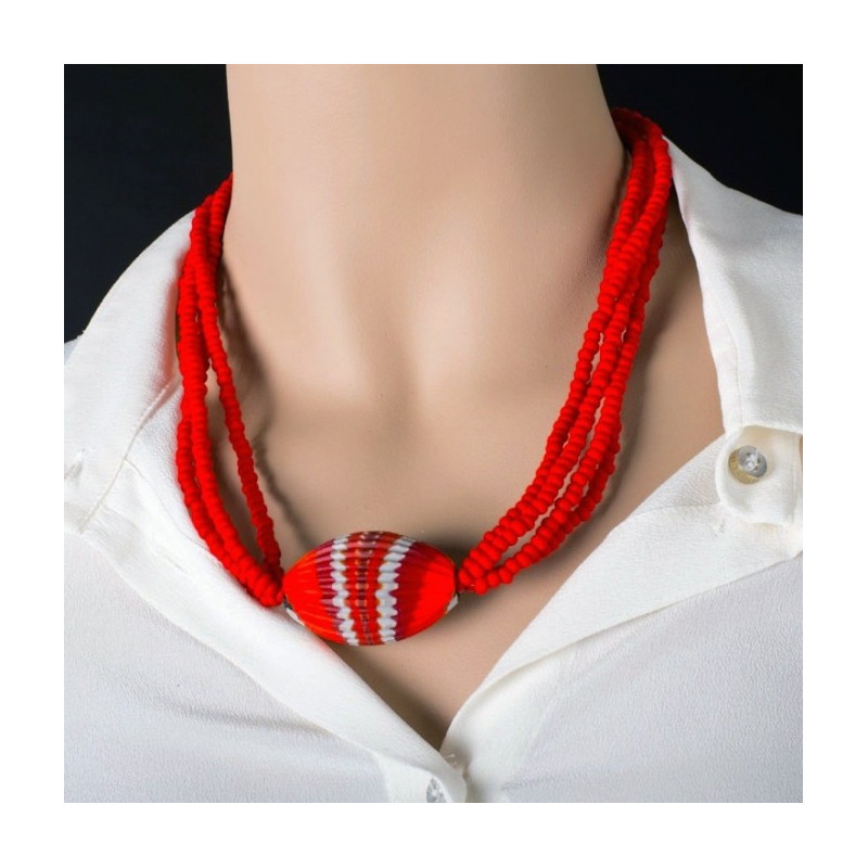 TORNADO Red necklace with engraved bead
