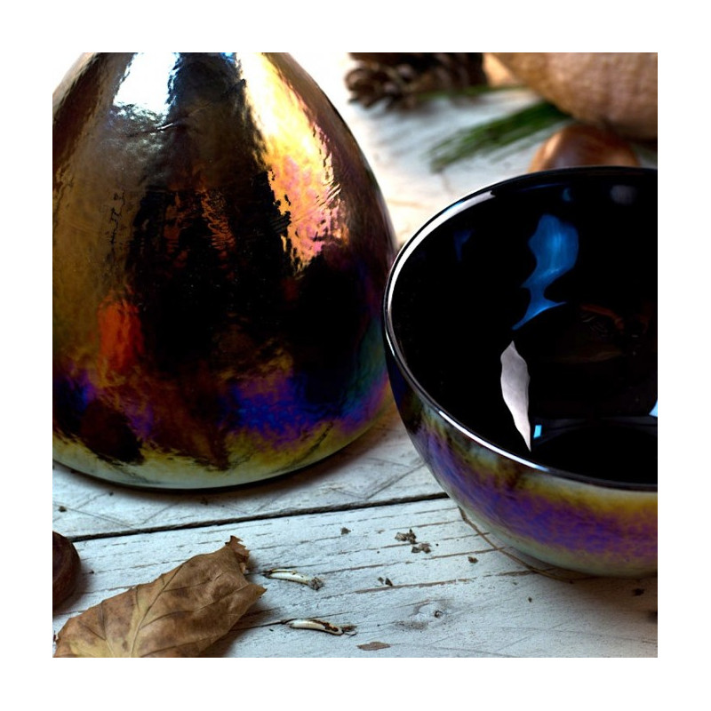 decorative egg in Murano glass with iridescent details