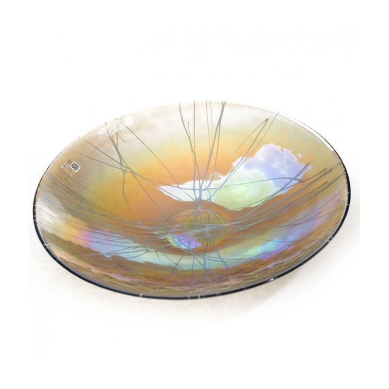 round ornamental centerpiece in mother of pearl glass