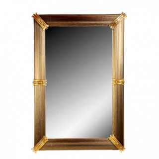 Classic rectangular mirror in gold