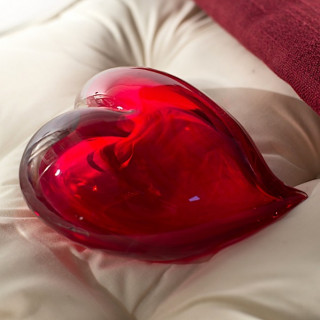heart-shaped sculpture for design home furnishings