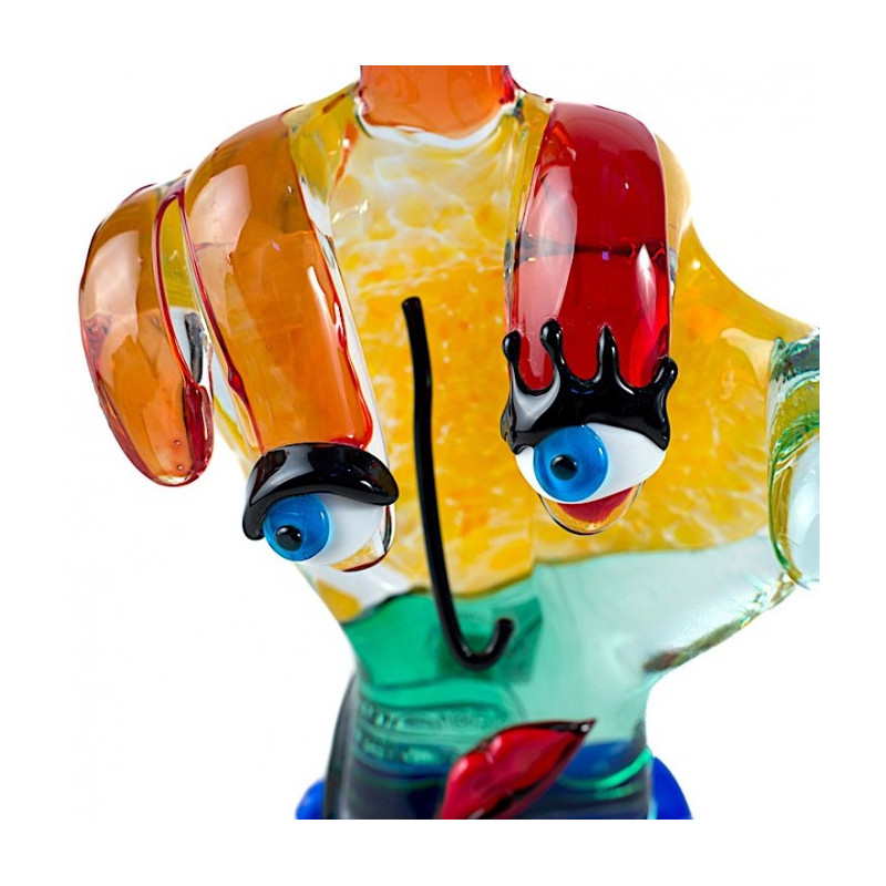 scultura ispirata allo stile di Picasso in vetro multicolore