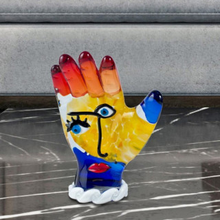 scultura di mano contemporanea per arredo casa