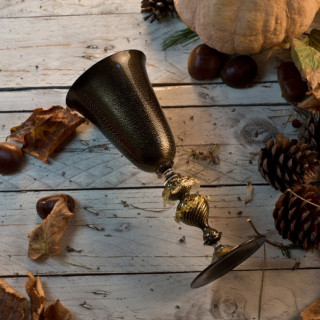 calice elegante di lusso con decorazione oro