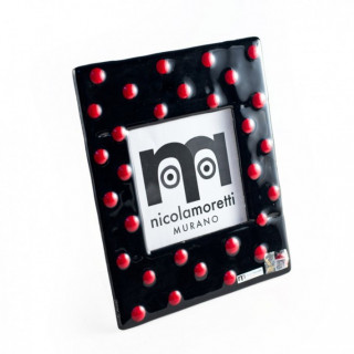 PIC classy black frame with red details