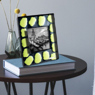 SLIDE handmade frame with green details