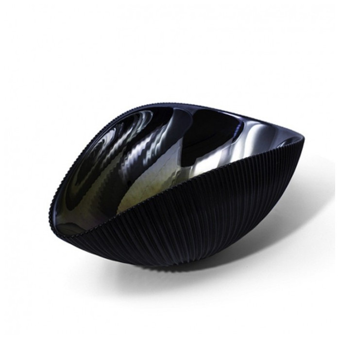 Venice centerpiece in black glass of modern design