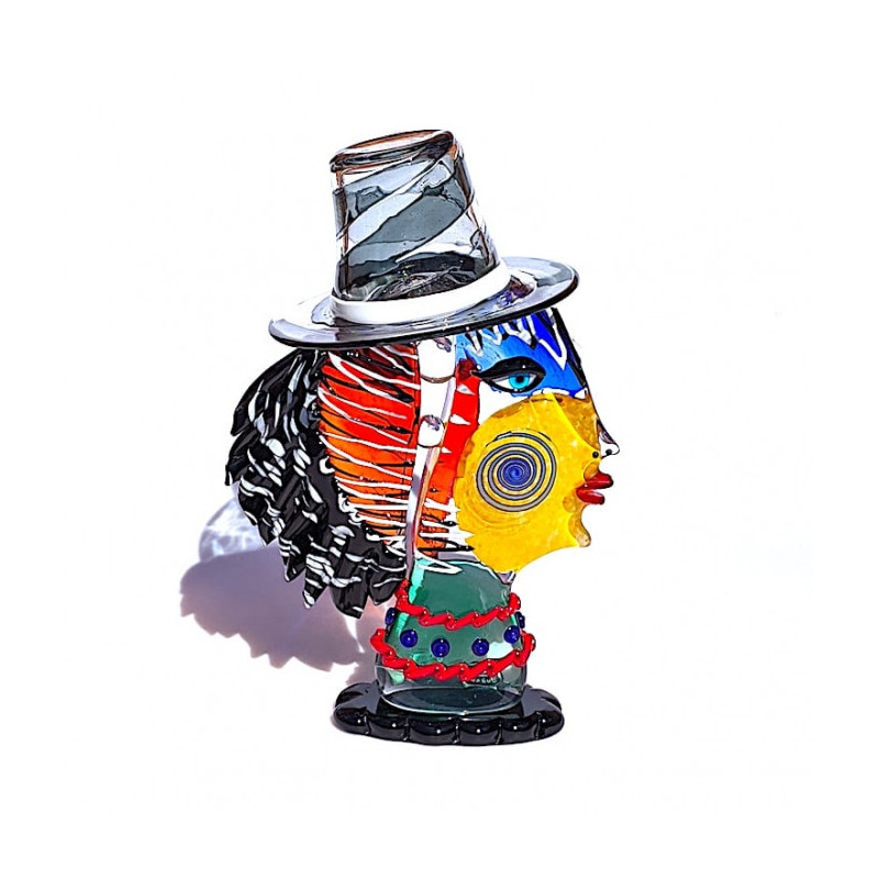 Picasso' style elegant ornamental sculpture for living room decor