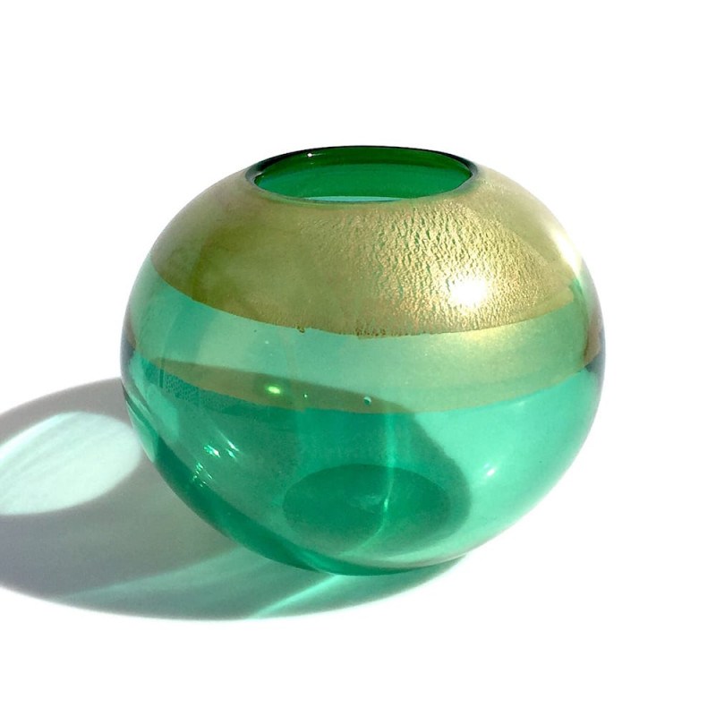 Small and spherical vase for living room