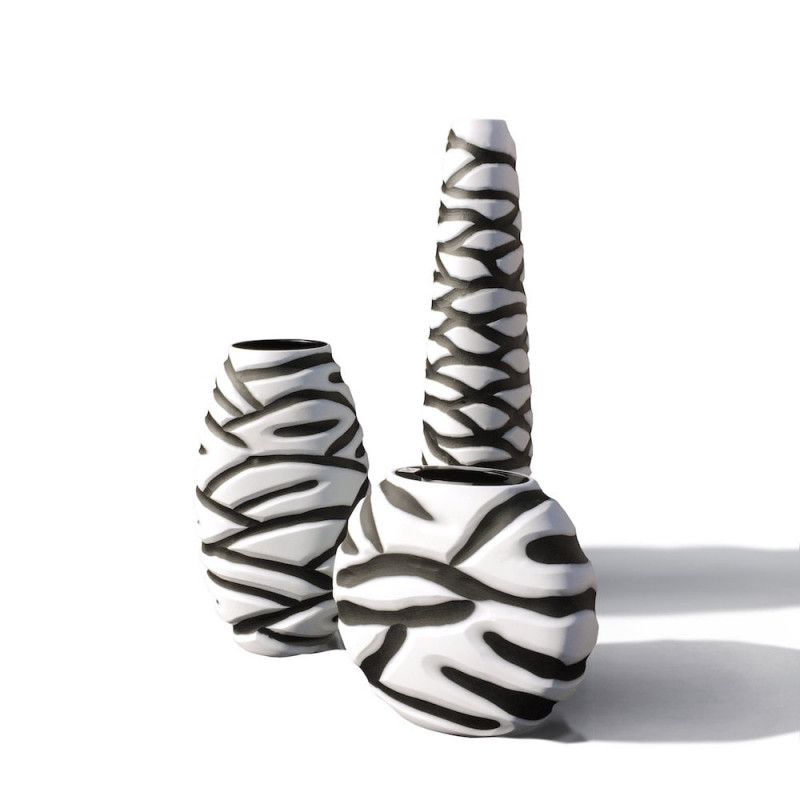 Set of decorative black and white vases