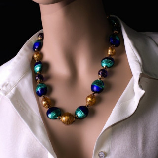 Glass beads necklace gold leaf