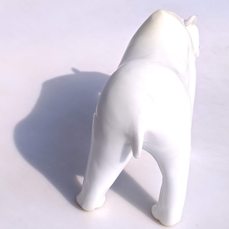 scultura di orso polare di design per arredo casa
