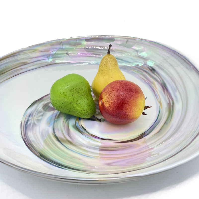 CALLE sleek white and iridescent plate