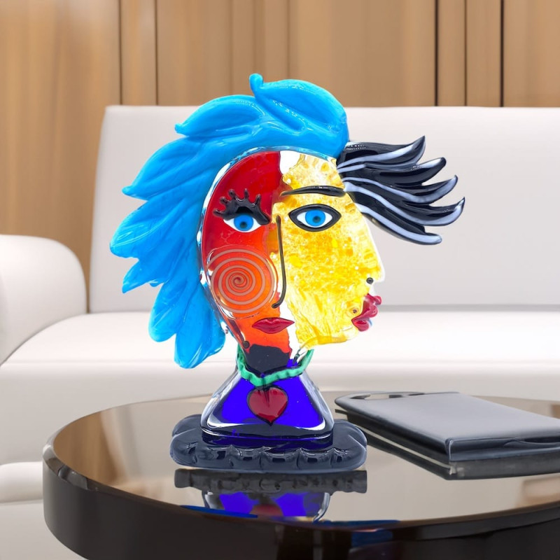 Volto moderno in vetro