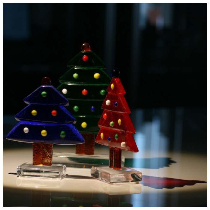 Christmas trees decoration for home of modern design