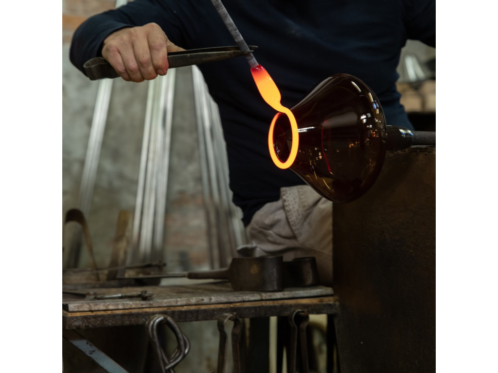 What is the Difference Between Venetian Glass and Murano Glass?