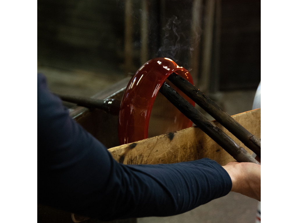 Can you break Murano glass? 