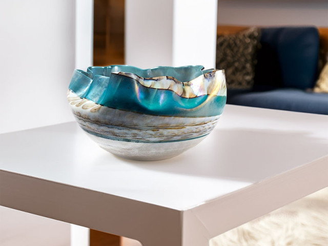 Oltre la Decorazione: Perché il Vetro di Murano è una Scelta Senza Tempo per le Case Moderne