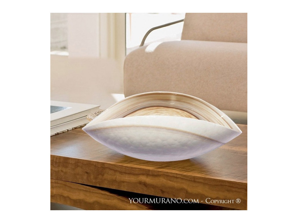How to use a Murano Glass Bowl to decorate the living room